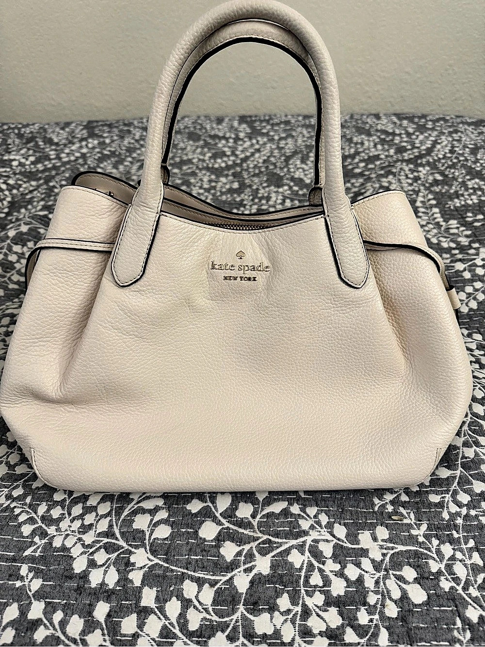 Kate Spade Dumpling Large Satchel Off White